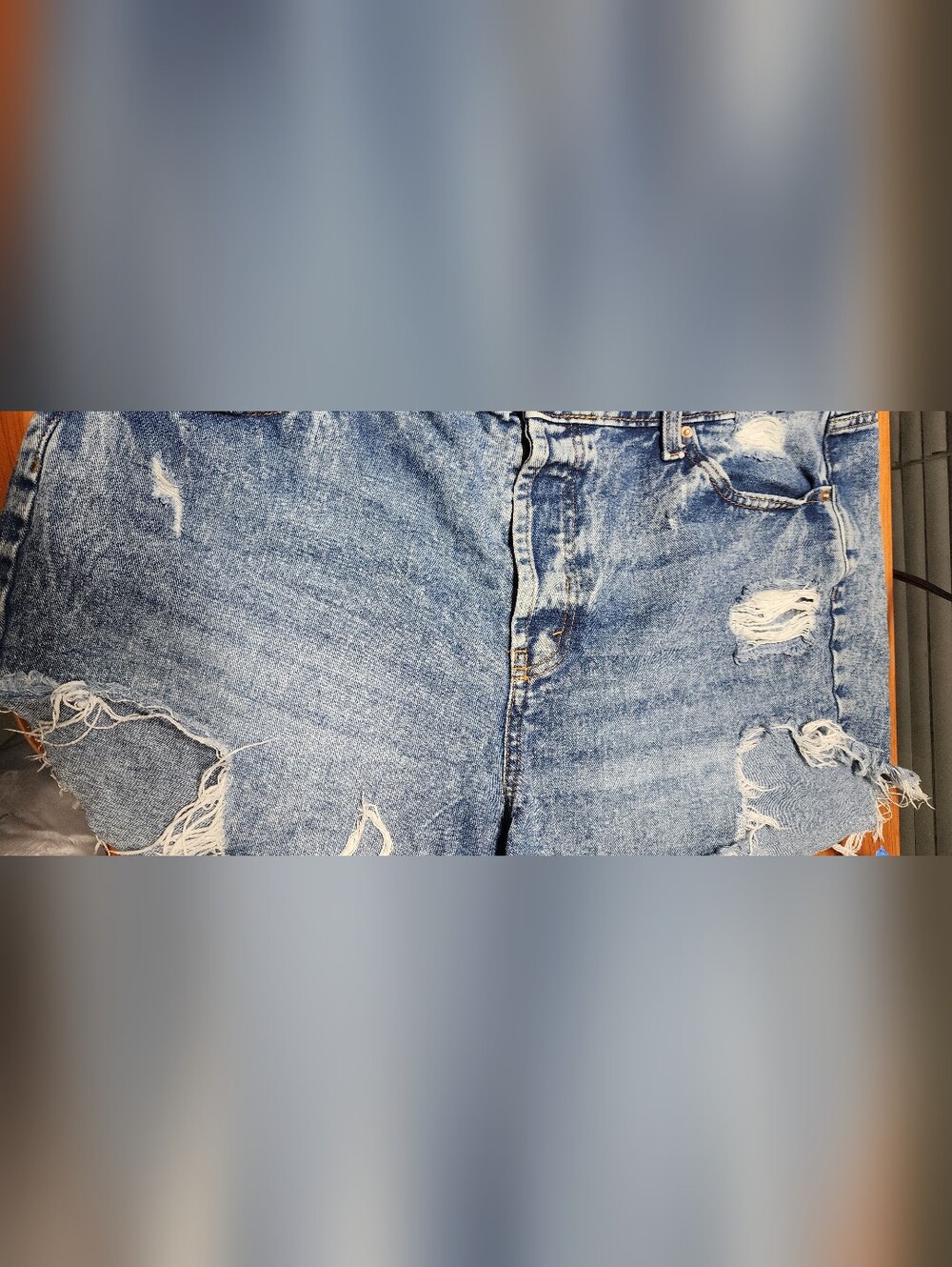 Wild Fable Distressed Jean Shorts Sz 14W Women Blue Jeans Pre-Owned - Picture 2 of 7